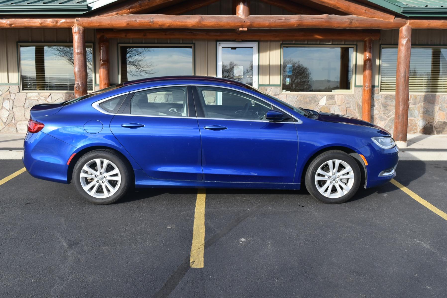 2016 Blue /Beige Chrysler 200 Limited (1C3CCCABXGN) with an 2.4L 4 Cyl Multiair engine, 9-Speed Automatic transmission, located at 1600 E Hwy 44, Rapid City, SD, 57703, (605) 716-7878, 44.070232, -103.171410 - Photo #4